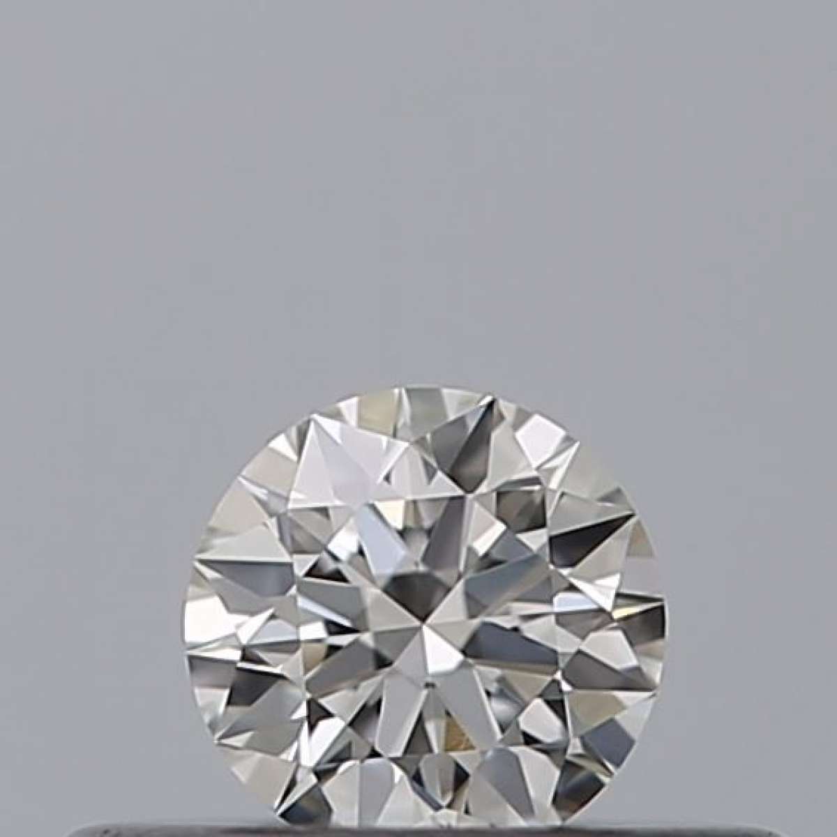 Diamante Certificato GIA Carati 0.18 Colore F Purezza VS1  EX  VG  EX Fluorescenza NON Brown No Milky No EyeClean 100%