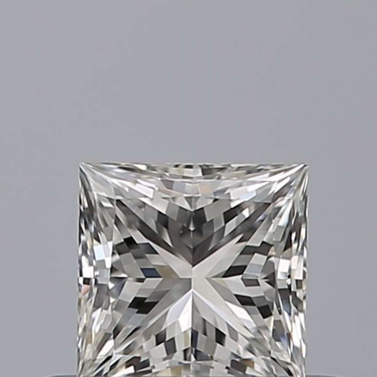 Certified Diamond GIA Carats 0.35 Color F Clarity VVS2  -  EX  VG Fluorescence NON Brown No Milky No EyeClean 100%