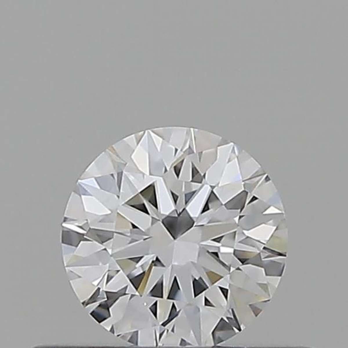 Diamante Certificato GIA Carati 0.37 Colore D Purezza VVS1 EX EX EX Fluorescenza NON Brown No Green No Milky No EyeClean 100% Diamante Certificato GIA Carati 0.37 Colore D Purezza VVS1 EX EX EX Fluorescenza NON Brown No Green No Milky No EyeClean 100%