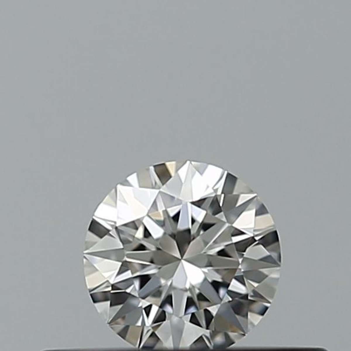 Diamante Certificato GIA Carati 0.18 Colore G Purezza VVS1  EX  EX  EX Fluorescenza FNT Brown No Milky No EyeClean 100%