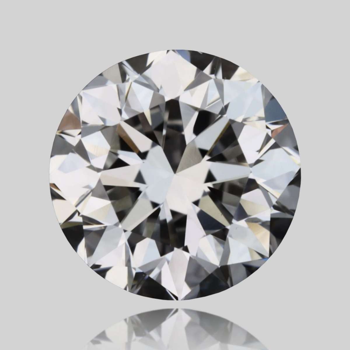 Certified Diamond GIA Carats 1.0 Color G Clarity VS2 VG EX VG Fluorescence NON Brown No Green No Milky No EyeClean 100% Certified Diamond GIA Carats 1.0 Color G Clarity VS2 VG EX VG Fluorescence NON Brown No Green No Milky No EyeClean 100%