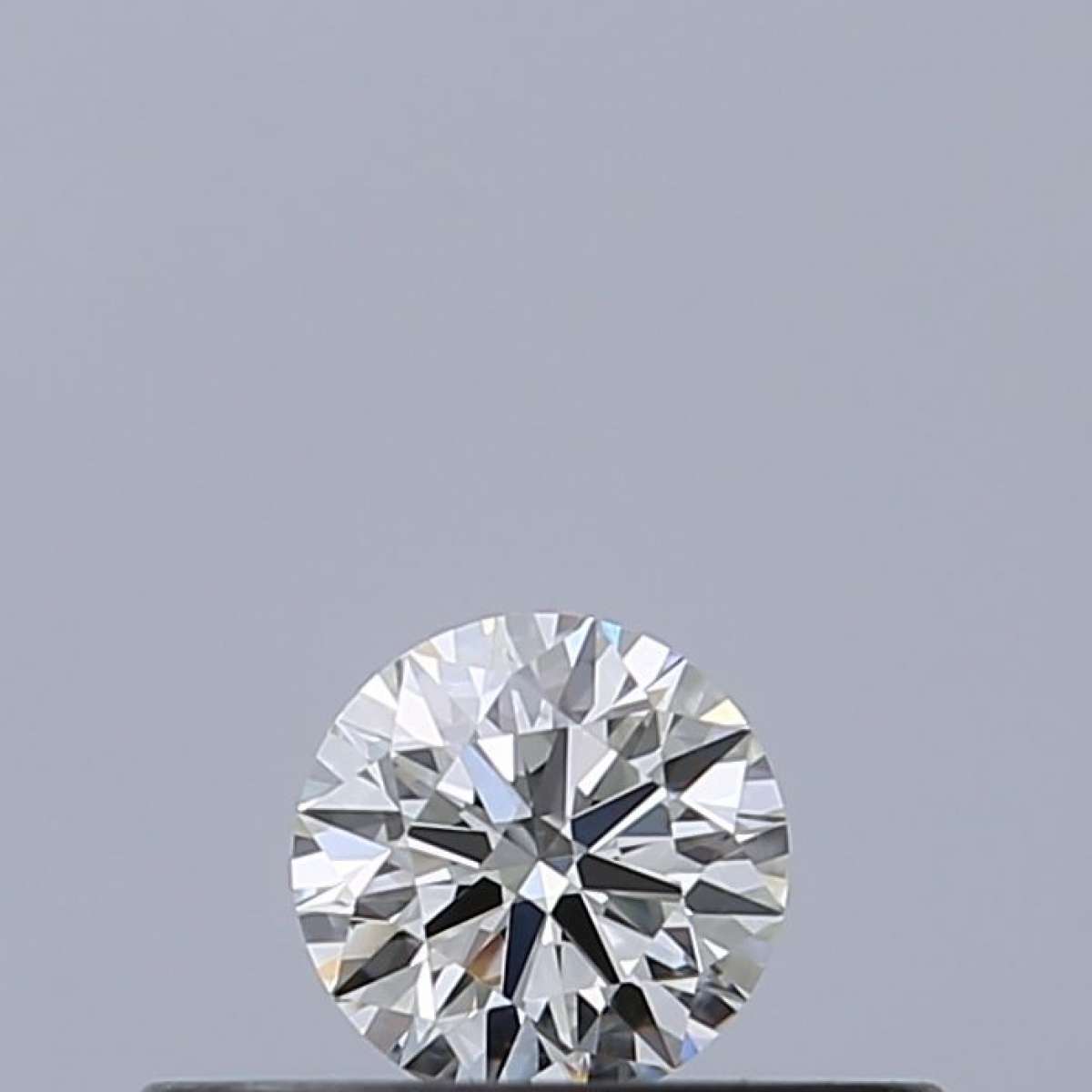 Certified Diamond IGI Carats 0.18 Color F Clarity VVS2  EX  EX  EX Fluorescence NON Brown No Milky No EyeClean 100%