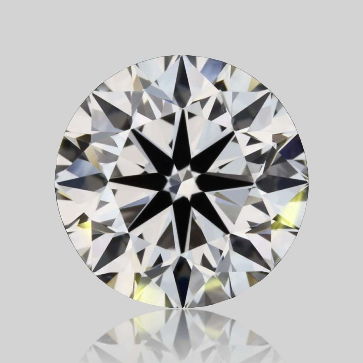 Certified Diamond IGI Carats 0.9 Color G Clarity VVS1  VG  EX  EX Fluorescence NON Brown No Green No Milky No EyeClean 100%