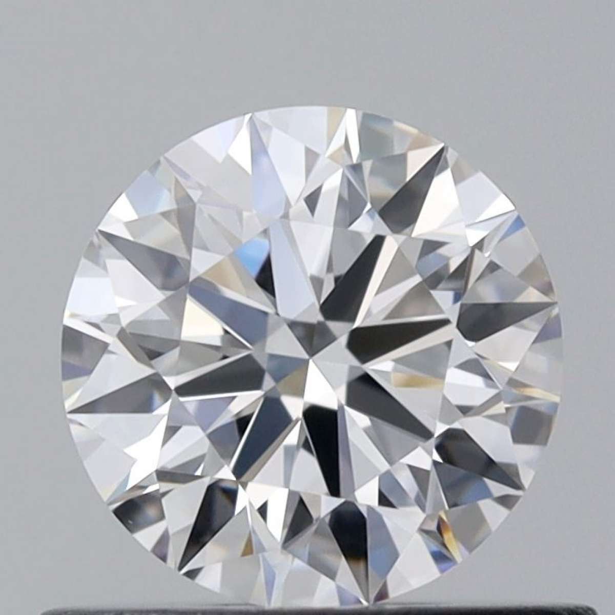 Certified Diamond GIA Carats 0.57 Color E Clarity IF EX EX EX Fluorescence NON Brown No Green No Milky No EyeClean 100% Certified Diamond GIA Carats 0.57 Color E Clarity IF EX EX EX Fluorescence NON Brown No Green No Milky No EyeClean 100%