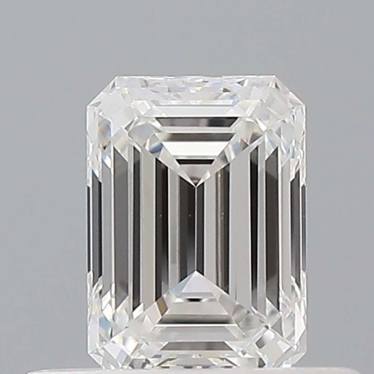 Certified Diamond GIA Carats 0.5 Color F Clarity VVS1 - VG VG Fluorescence FNT Brown No Green No Milky No EyeClean 100% Certified Diamond GIA Carats 0.5 Color F Clarity VVS1 - VG VG Fluorescence FNT Brown No Green No Milky No EyeClean 100%