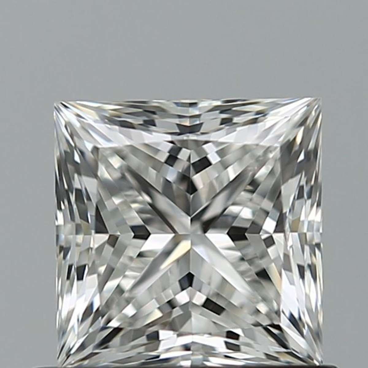 Certified Diamond GIA Carats 0.9 Color G Clarity VVS2  -  EX  VG Fluorescence NON Brown No Milky No EyeClean 100%