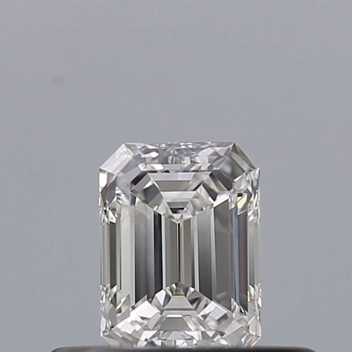 Certified Diamond GIA Carats 0.3 Color E Clarity VVS1 - EX VG Fluorescence FNT Brown No Green No Milky No EyeClean 100% Certified Diamond GIA Carats 0.3 Color E Clarity VVS1 - EX VG Fluorescence FNT Brown No Green No Milky No EyeClean 100%