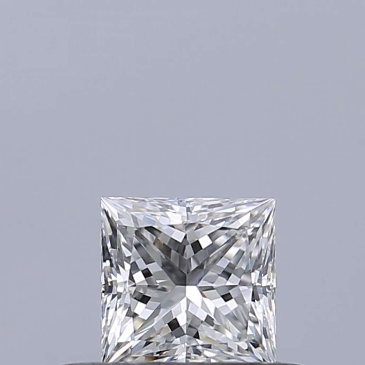 Certified Diamond GIA Carats 0.31 Color E Clarity VVS1 - EX VG Fluorescence NON Brown No Green No Milky No EyeClean 100% Certified Diamond GIA Carats 0.31 Color E Clarity VVS1 - EX VG Fluorescence NON Brown No Green No Milky No EyeClean 100%