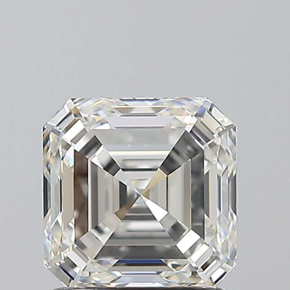 Diamante Certificato HRD Carati 1.57 Colore G Purezza VVS2  -  EX  EX Fluorescenza NON Brown No Green No Milky No EyeClean 100%