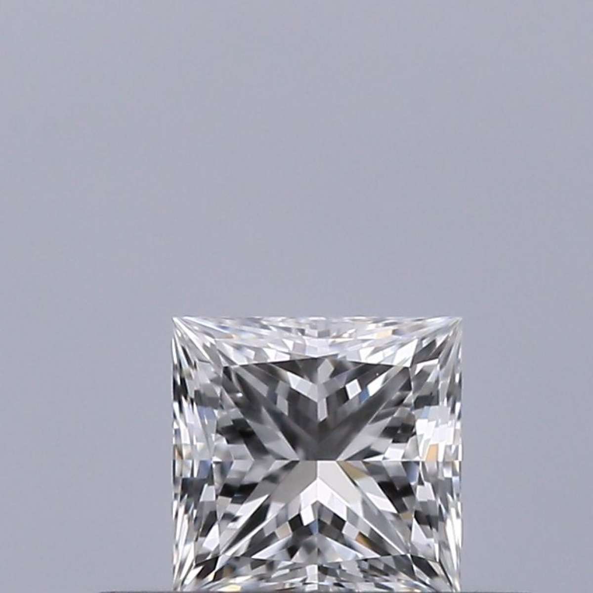 Certified Diamond GIA Carats 0.3 Color F Clarity IF  -  EX  VG Fluorescence NON Brown No Milky No EyeClean 100%