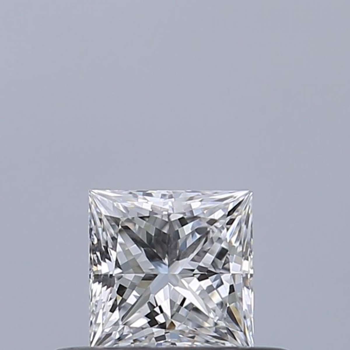Certified Diamond GIA Carats 0.3 Color D Clarity VVS1 - EX VG Fluorescence NON Brown No Green No Milky No EyeClean 100% Certified Diamond GIA Carats 0.3 Color D Clarity VVS1 - EX VG Fluorescence NON Brown No Green No Milky No EyeClean 100%