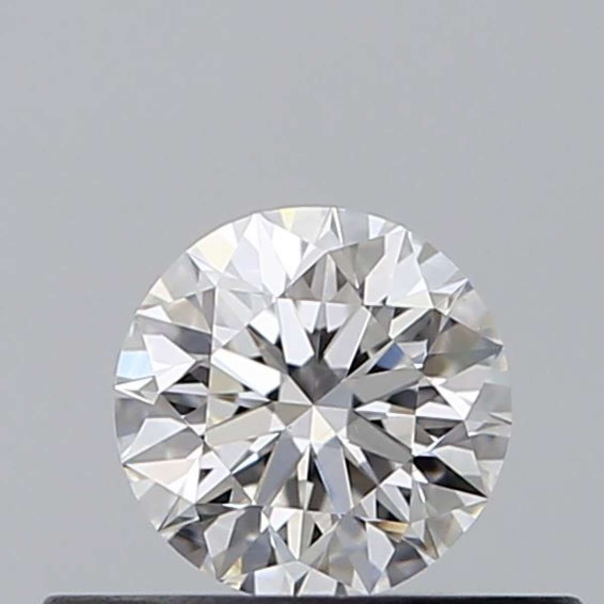 Diamante Certificato GIA Carati 0.31 Colore E Purezza VS1  EX  VG  EX Fluorescenza NON Brown No Green No Milky No EyeClean 100%