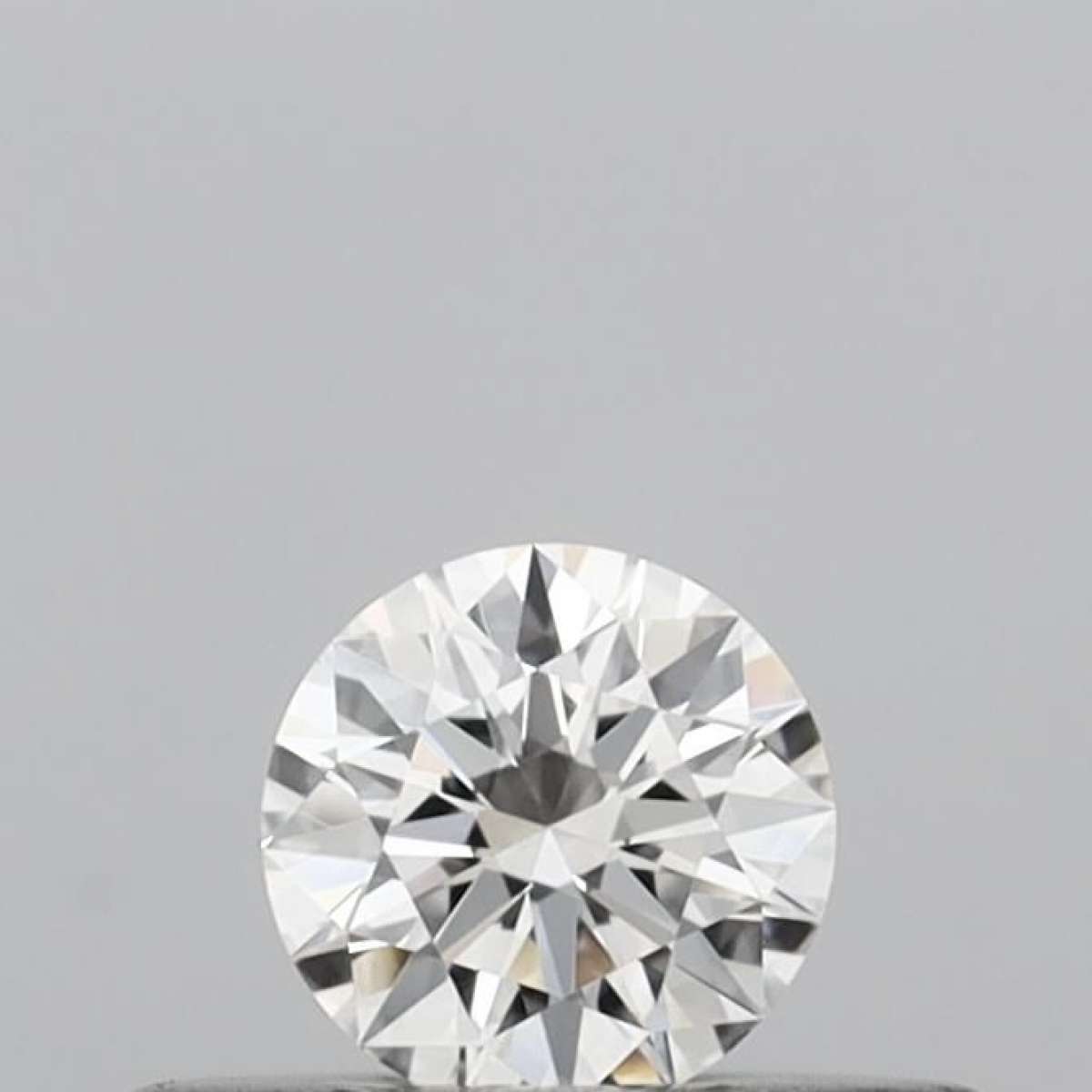 Certified Diamond GIA Carats 0.18 Color G Clarity VVS1  EX  EX  EX Fluorescence NON Brown No Green No Milky No EyeClean 100%
