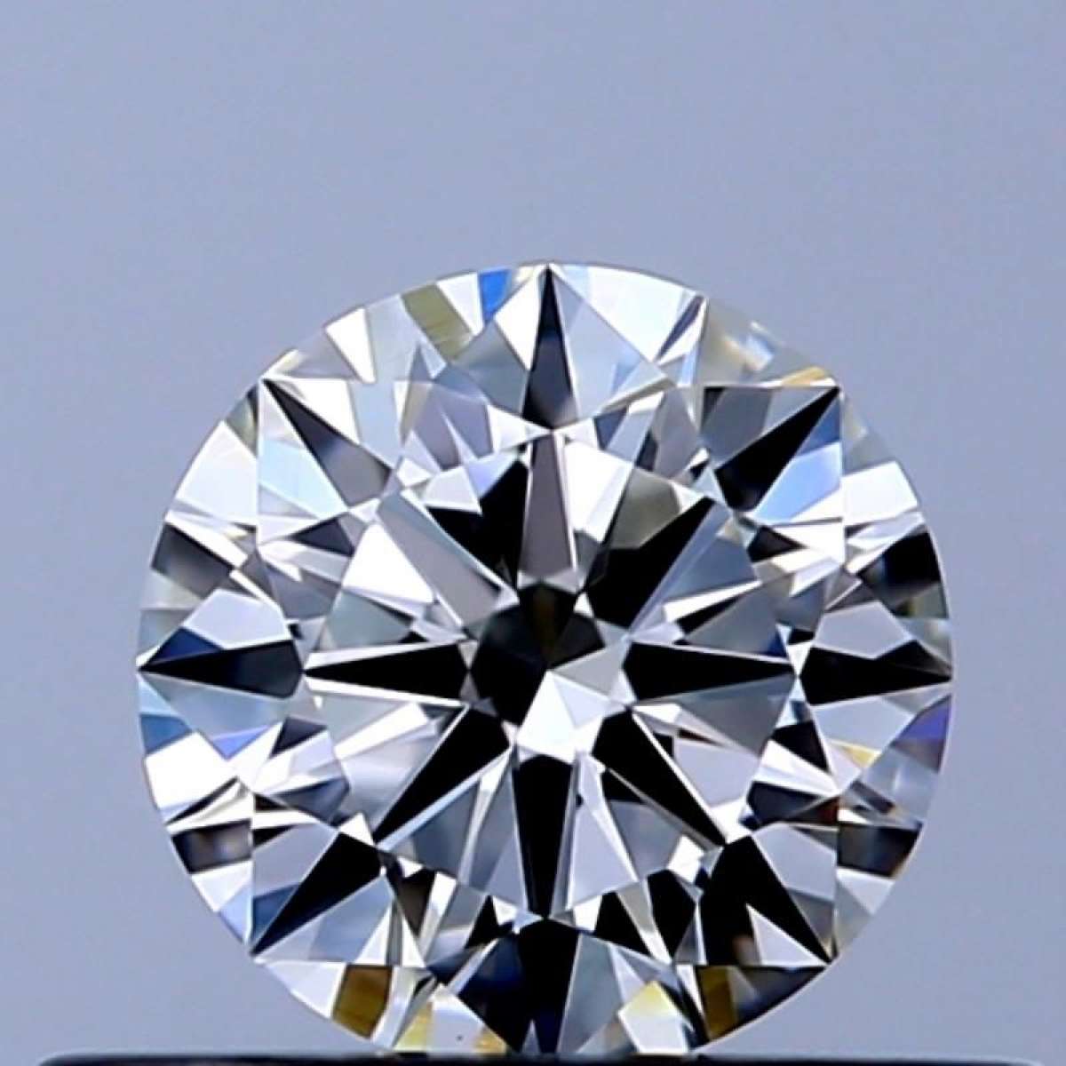Certified Diamond GIA Carats 0.4 Color H Clarity VS1 VG EX VG Fluorescence NON Brown No Green No Milky No EyeClean 100% Certified Diamond GIA Carats 0.4 Color H Clarity VS1 VG EX VG Fluorescence NON Brown No Green No Milky No EyeClean 100%