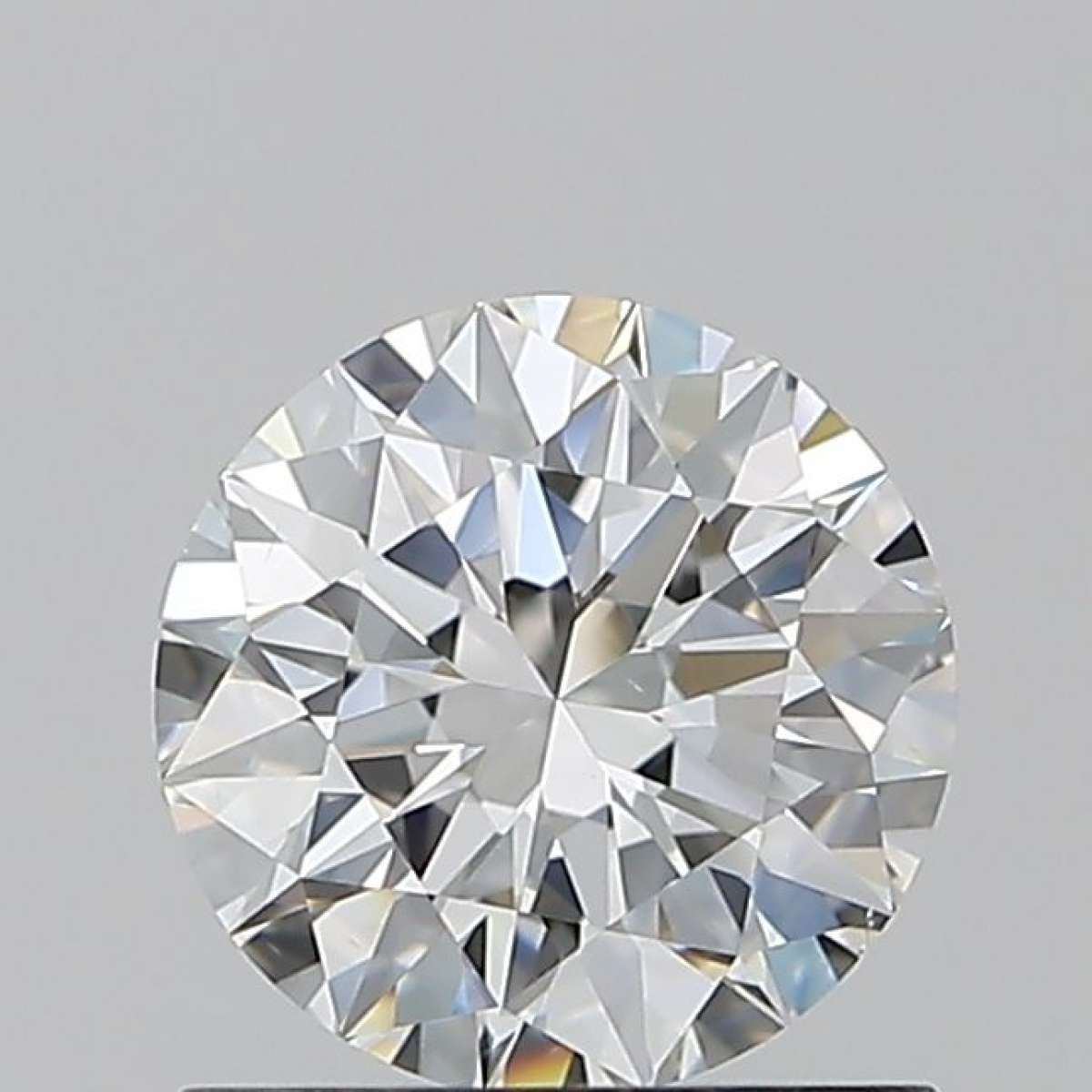 Certified Diamond GIA Carats 0.9 Color E Clarity VS2 EX EX EX Fluorescence NON Brown No Green No Milky No EyeClean 100% Certified Diamond GIA Carats 0.9 Color E Clarity VS2 EX EX EX Fluorescence NON Brown No Green No Milky No EyeClean 100%