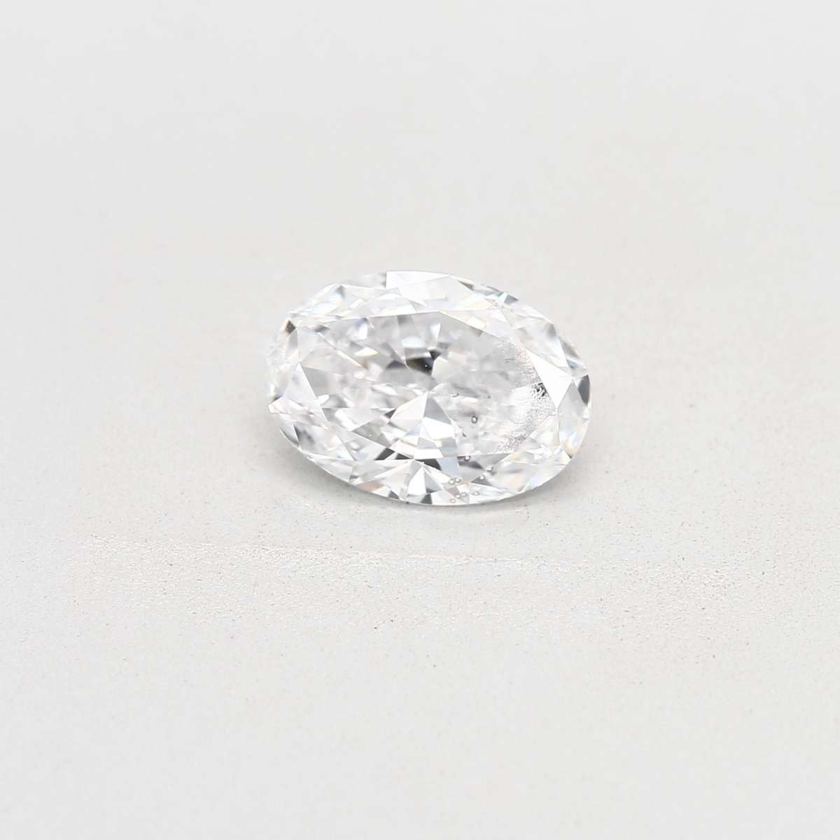 Certified Diamond GIA Carats 0.9 Color D Clarity SI2 - VG VG Fluorescence FNT Brown No Green No Milky No EyeClean 100% Certified Diamond GIA Carats 0.9 Color D Clarity SI2 - VG VG Fluorescence FNT Brown No Green No Milky No EyeClean 100%