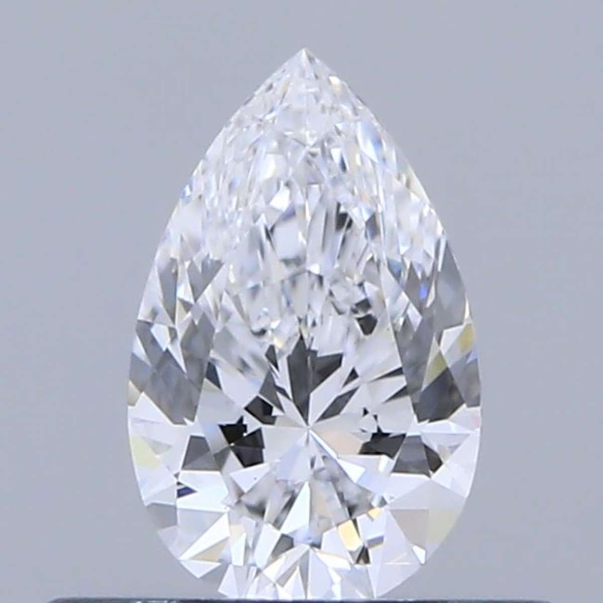 Diamante Certificato GIA Carati 0.36 Colore D Purezza VS1  -  VG  VG Fluorescenza NON Brown No Green No Milky No EyeClean 100%