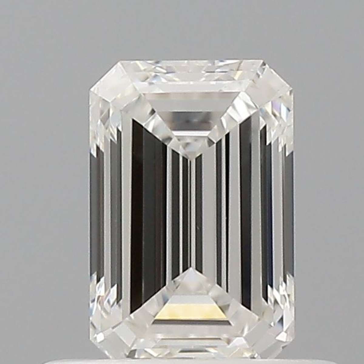 Certified Diamond GIA Carats 0.5 Color F Clarity VVS1 - VG VG Fluorescence NON Brown No Green No Milky No EyeClean 100% Certified Diamond GIA Carats 0.5 Color F Clarity VVS1 - VG VG Fluorescence NON Brown No Green No Milky No EyeClean 100%