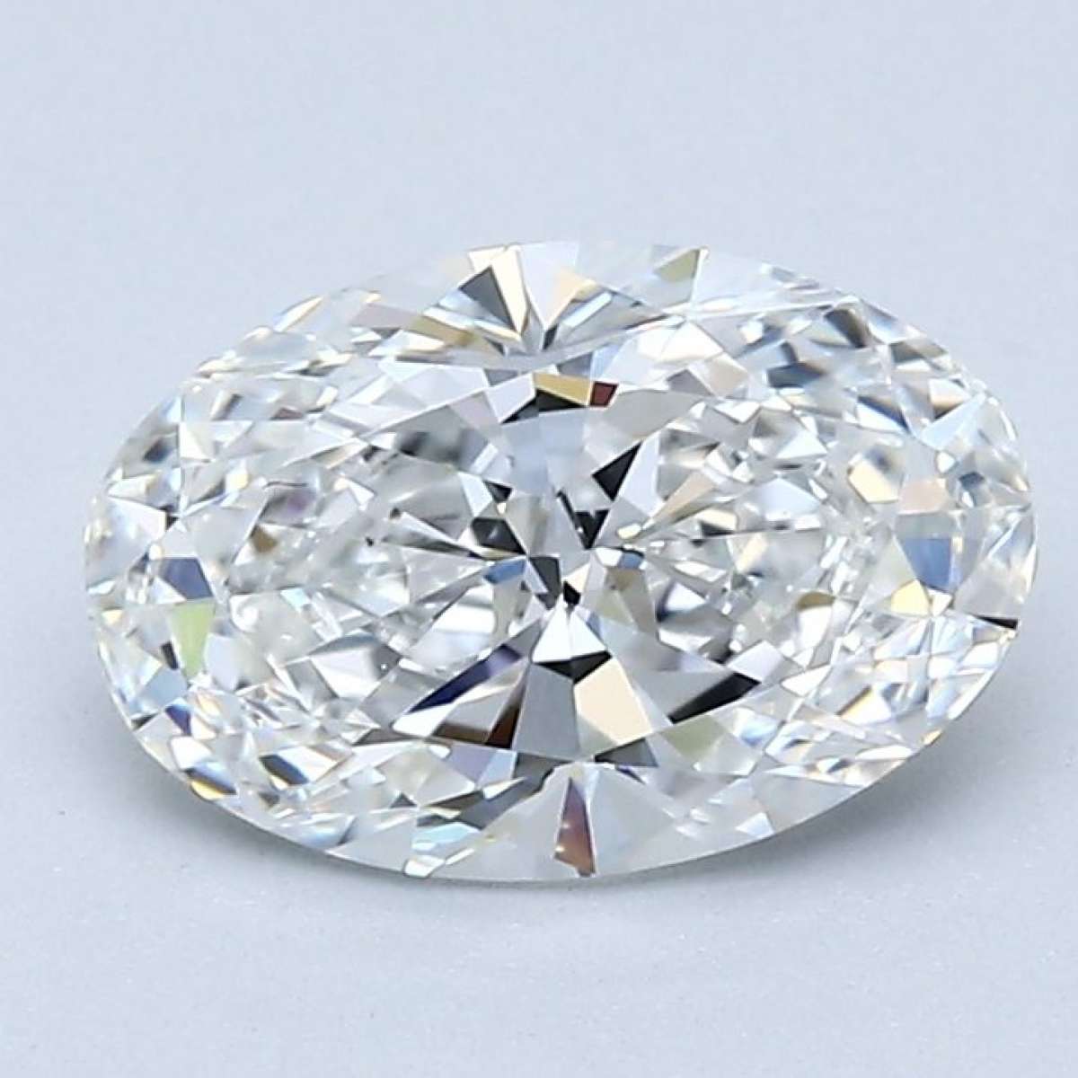 Certified Diamond GIA Carats 1.31 Color E Clarity VS1 - EX VG Fluorescence MED Brown No Green No Milky No EyeClean 100% Certified Diamond GIA Carats 1.31 Color E Clarity VS1 - EX VG Fluorescence MED Brown No Green No Milky No EyeClean 100%