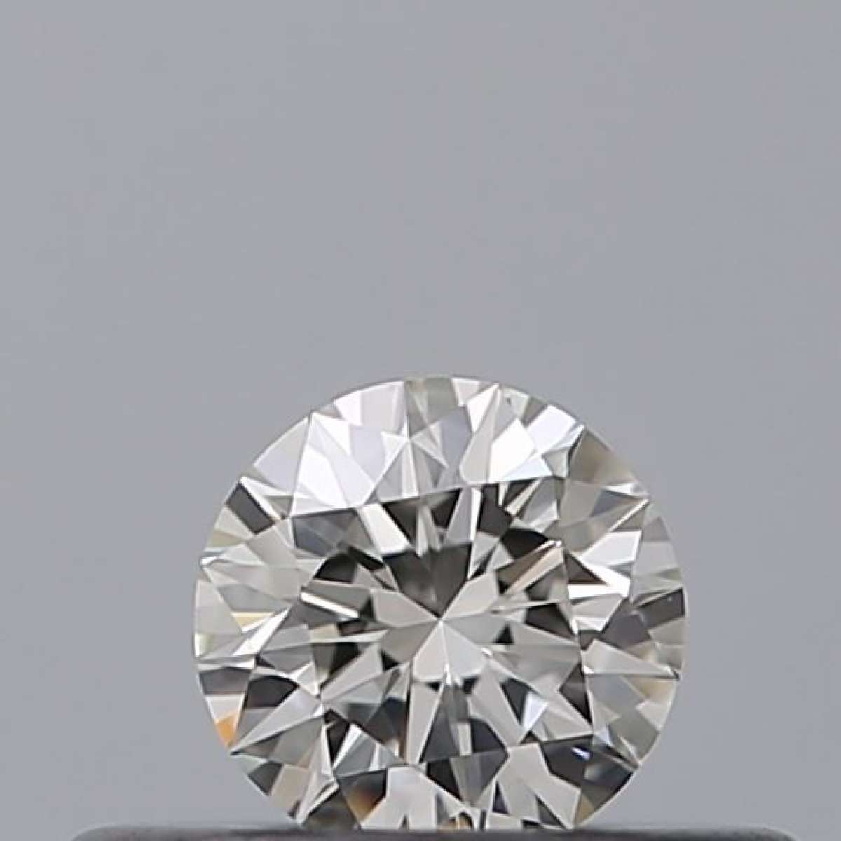 Diamante Certificato GIA Carati 0.19 Colore G Purezza VVS1 EX EX EX Fluorescenza FNT Brown No Milky No EyeClean 100% Diamante Certificato GIA Carati 0.19 Colore G Purezza VVS1 EX EX EX Fluorescenza FNT Brown No Milky No EyeClean 100%