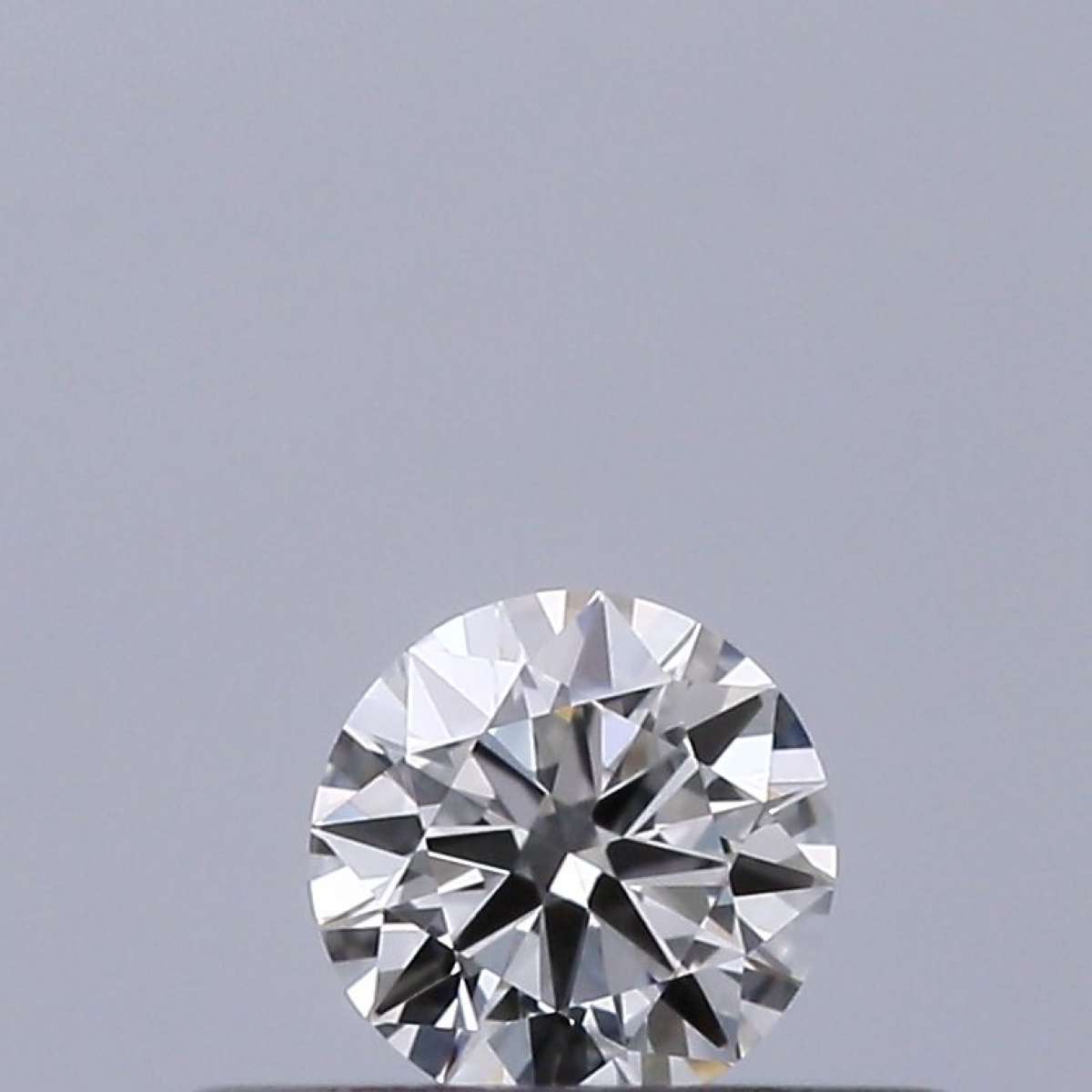 Diamante Certificato GIA Carati 0.18 Colore E Purezza VS1 VG EX EX Fluorescenza NON Brown No Green No Milky No EyeClean 100% Diamante Certificato GIA Carati 0.18 Colore E Purezza VS1 VG EX EX Fluorescenza NON Brown No Green No Milky No EyeClean 100%
