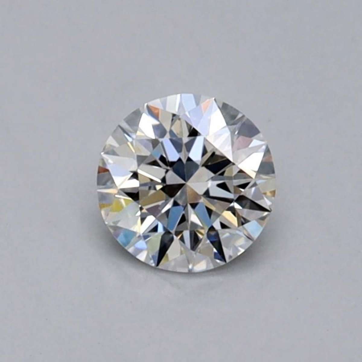 Certified Diamond GIA Carats 0.29 Color E Clarity VVS2 EX EX EX Fluorescence NON Brown No Green No Milky No EyeClean 100% Certified Diamond GIA Carats 0.29 Color E Clarity VVS2 EX EX EX Fluorescence NON Brown No Green No Milky No EyeClean 100%