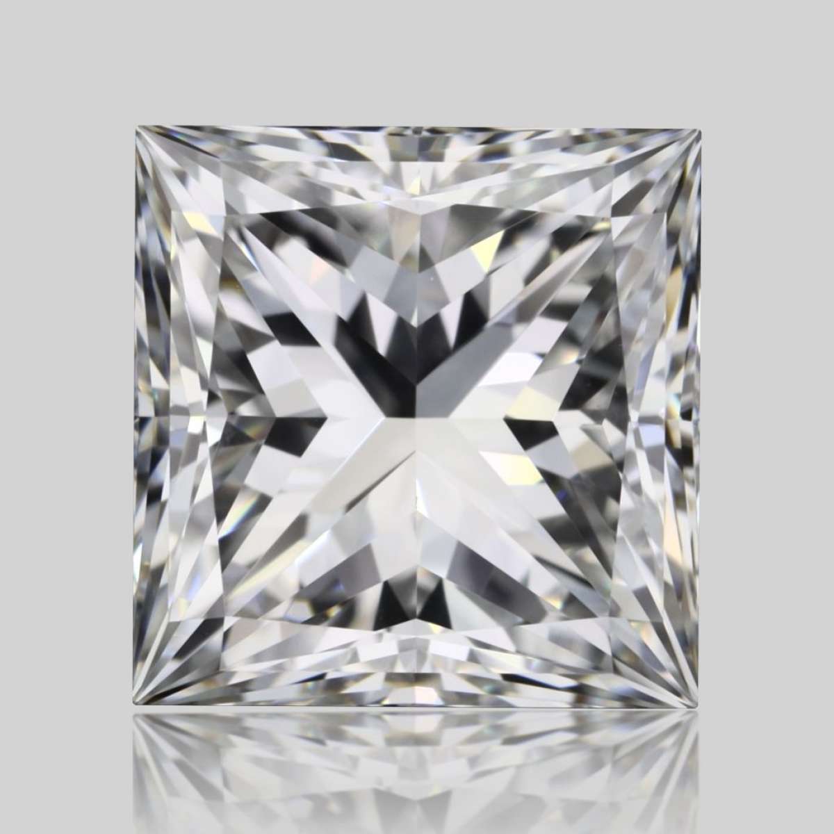 Diamante Certificato GIA Carati 1.5 Colore F Purezza VVS2  -  EX  EX Fluorescenza NON Brown No Green No Milky No EyeClean 100%