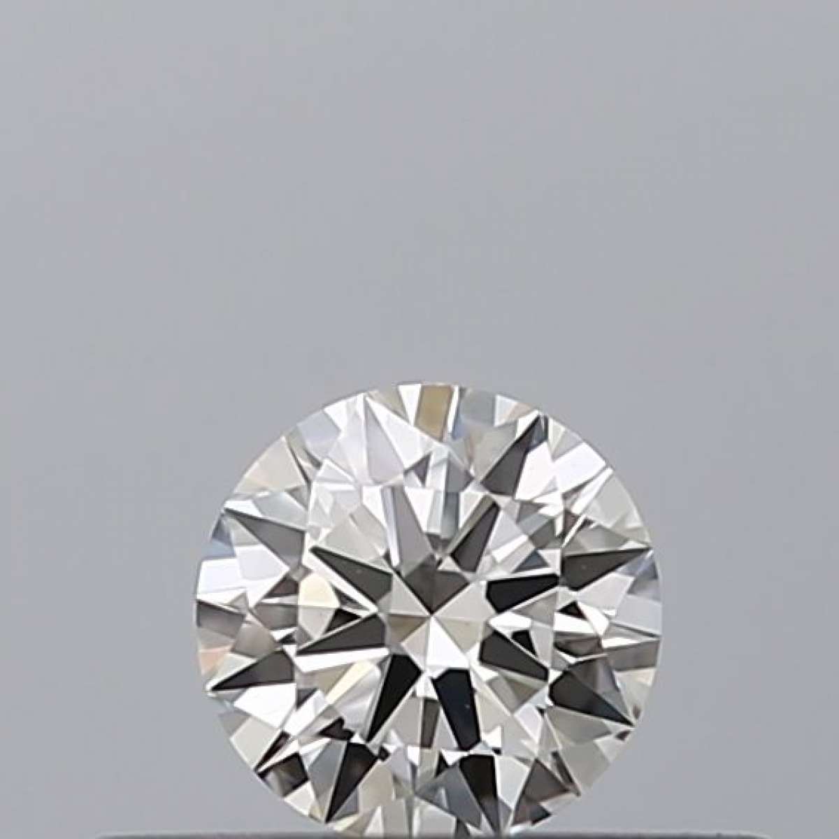 Diamante Certificato GIA Carati 0.18 Colore G Purezza VS1  EX  EX  EX Fluorescenza NON Brown No Milky No EyeClean 100%