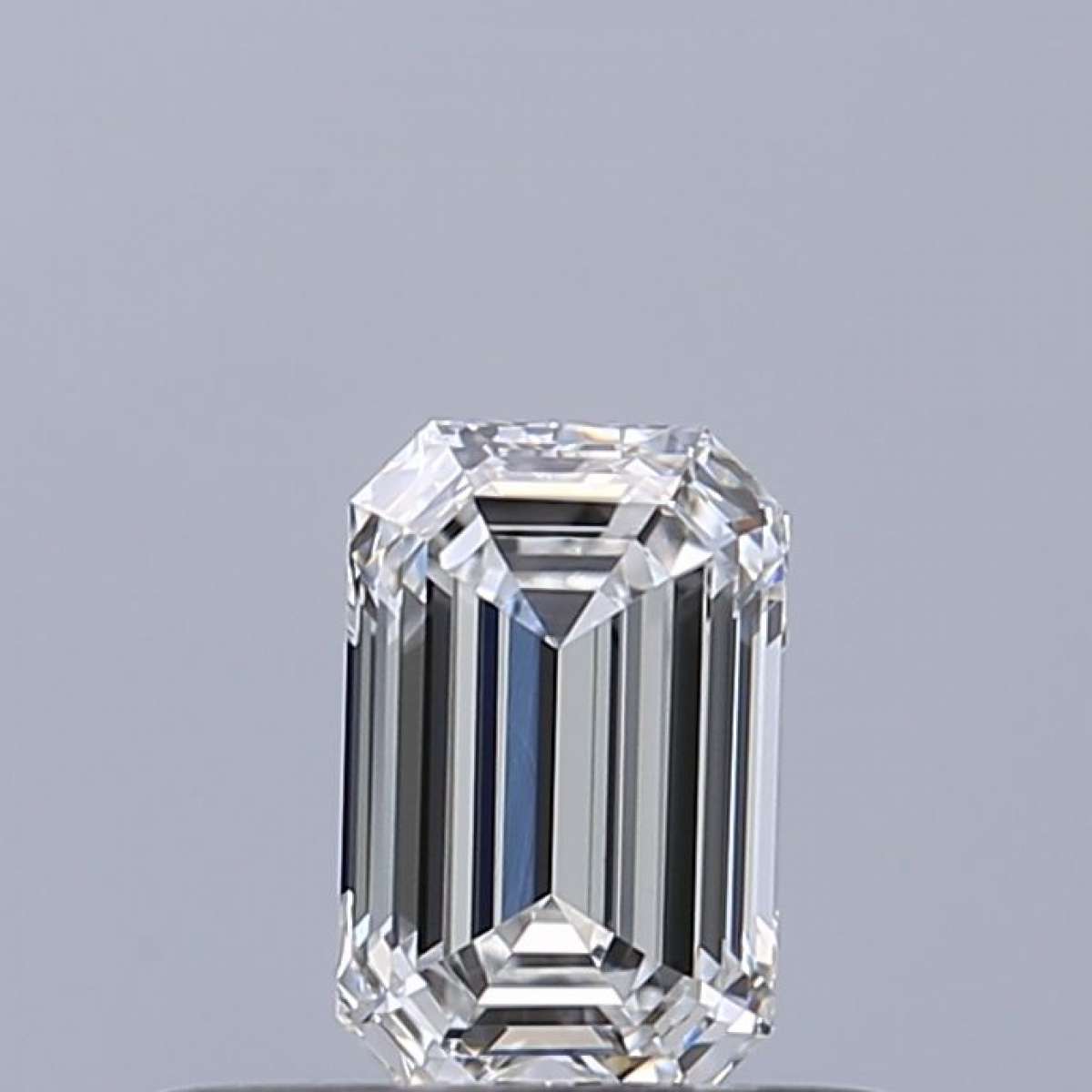 Certified Diamond GIA Carats 0.32 Color E Clarity VVS2 - EX VG Fluorescence NON Brown No Green No Milky No EyeClean 100% Certified Diamond GIA Carats 0.32 Color E Clarity VVS2 - EX VG Fluorescence NON Brown No Green No Milky No EyeClean 100%