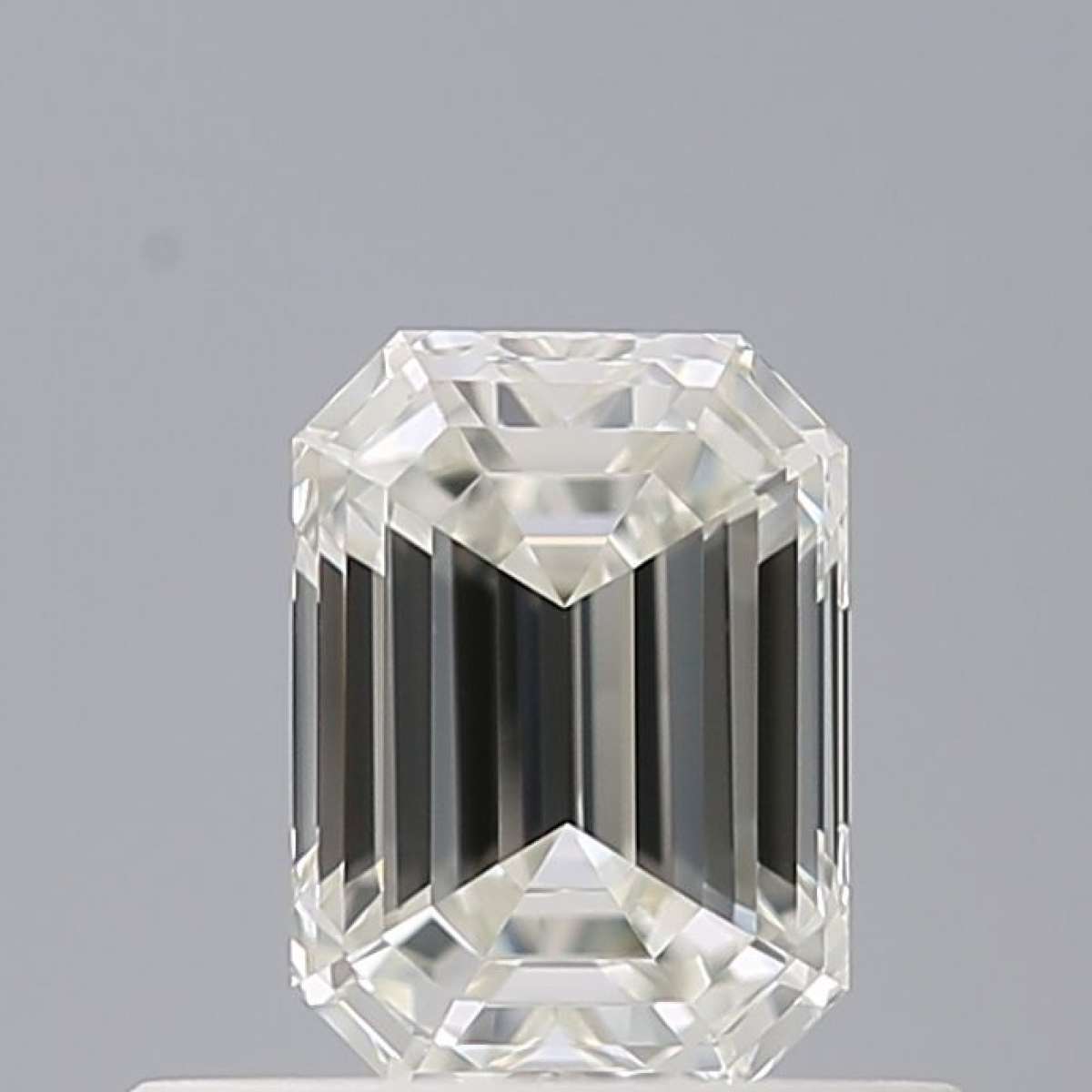 Certified Diamond IGI Carats 0.46 Color G Clarity VVS2  -  EX  EX Fluorescence NON Brown No Milky No EyeClean 100%