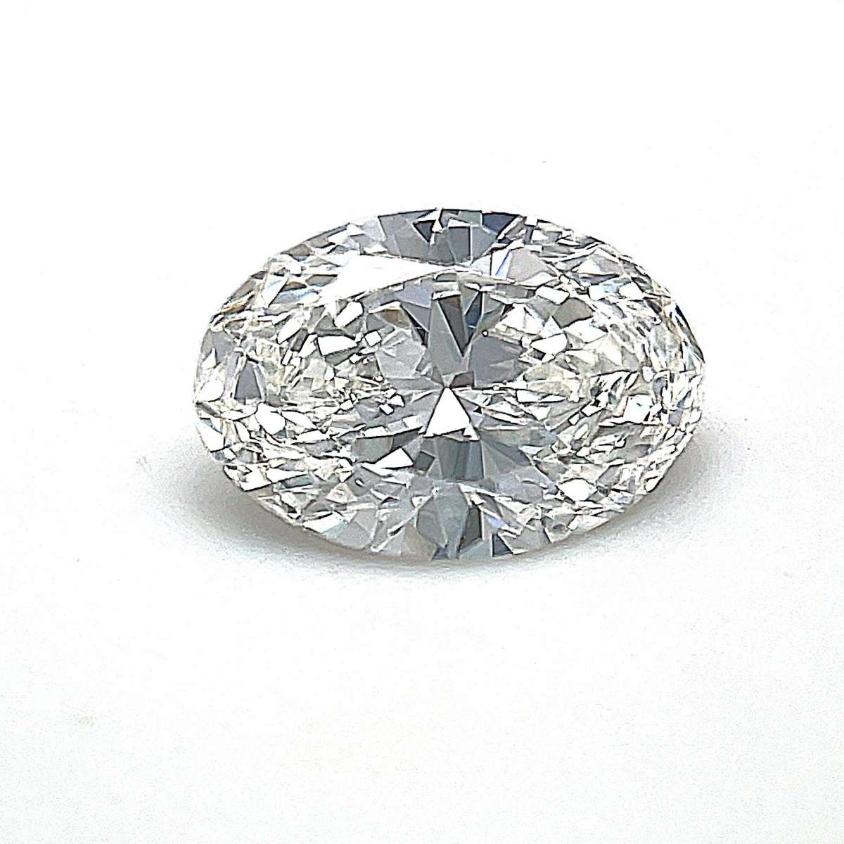 Certified Diamond GIA Carats 1.01 Color G Clarity VS2 - EX EX Fluorescence NON Brown No Green No Milky No EyeClean 100% Certified Diamond GIA Carats 1.01 Color G Clarity VS2 - EX EX Fluorescence NON Brown No Green No Milky No EyeClean 100%