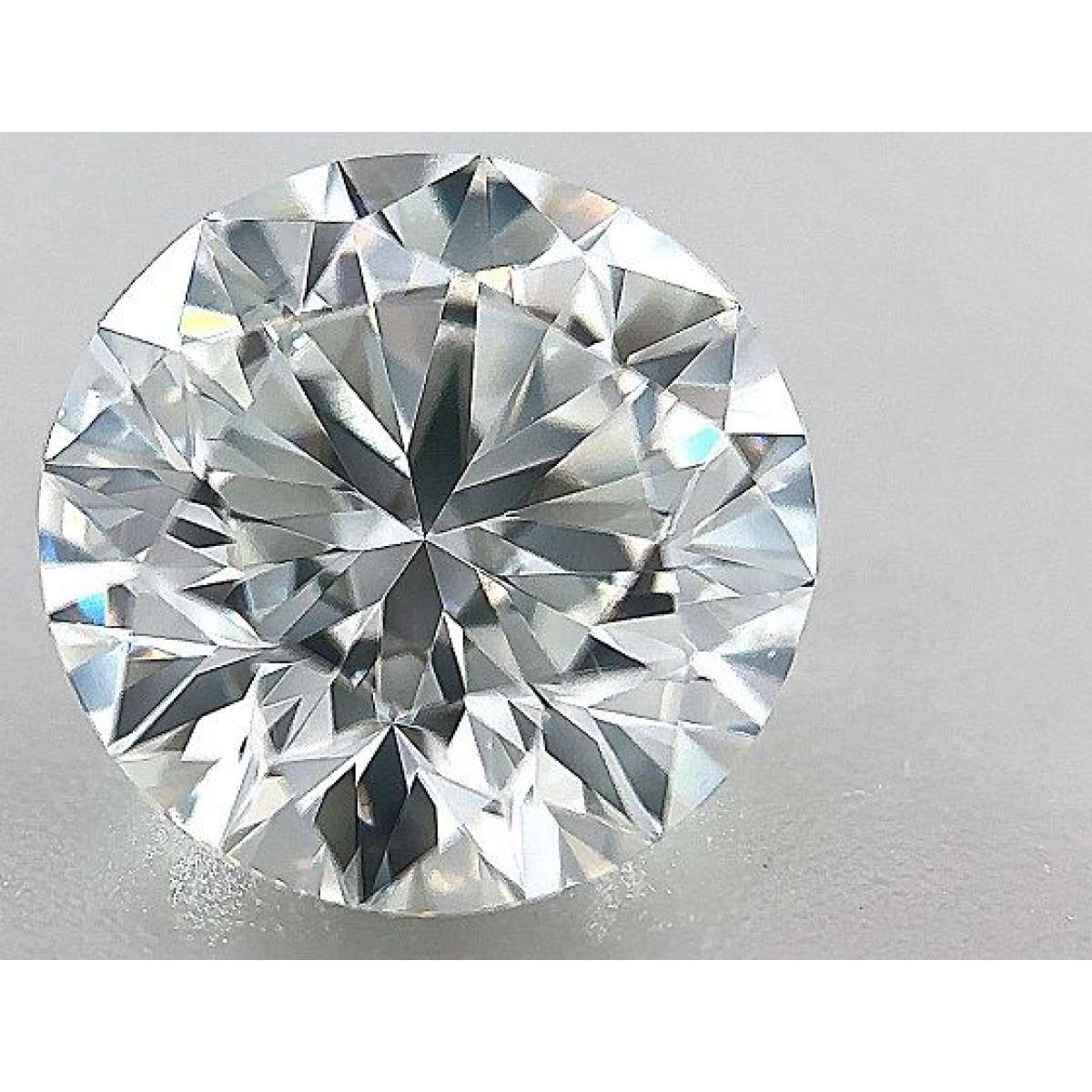 Diamante Certificato GIA Carati 1.7 Colore G Purezza VS2 EX EX EX Fluorescenza MED Brown No Green No Milky No EyeClean 100% Diamante Certificato GIA Carati 1.7 Colore G Purezza VS2 EX EX EX Fluorescenza MED Brown No Green No Milky No EyeClean 100%