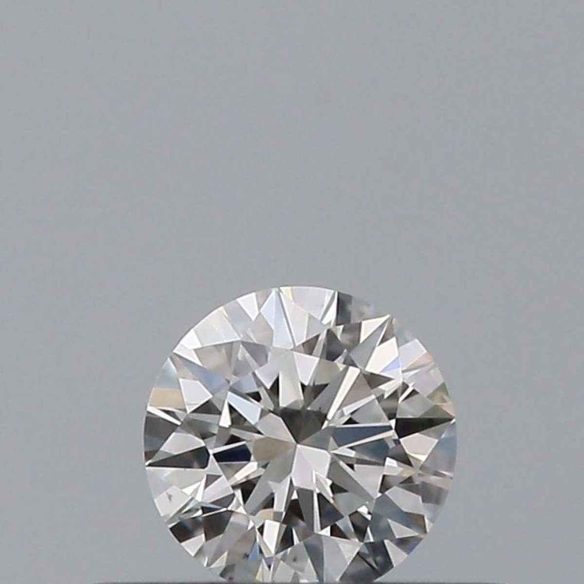 Diamante Certificato GIA Carati 0.23 Colore F Purezza VS2 EX EX EX Fluorescenza NON Brown No Green No Milky No EyeClean 100% Diamante Certificato GIA Carati 0.23 Colore F Purezza VS2 EX EX EX Fluorescenza NON Brown No Green No Milky No EyeClean 100%