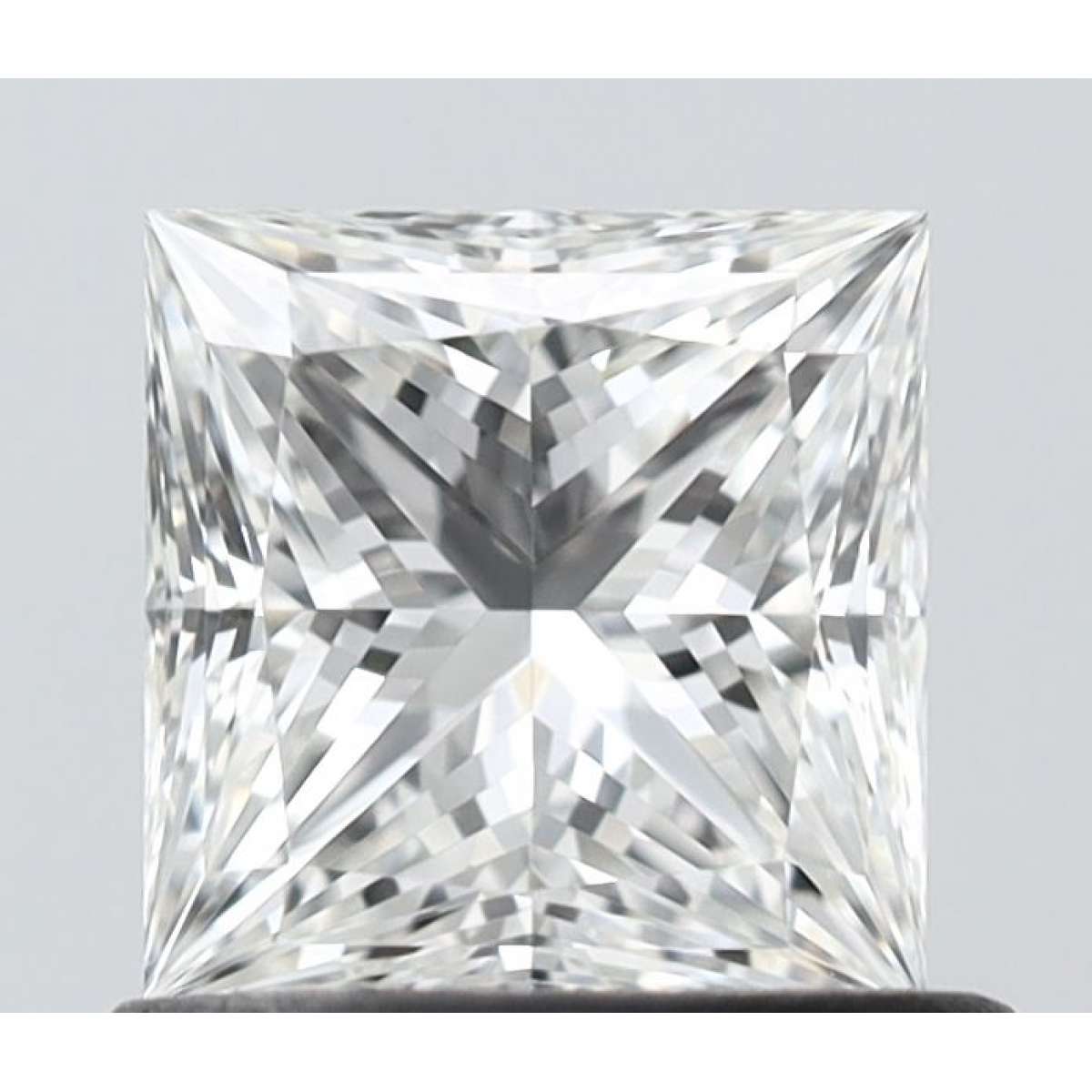 Certified Diamond IGI Carats 0.7 Color G Clarity VVS2  -  EX  EX Fluorescence NON Brown No Milky No EyeClean 100%
