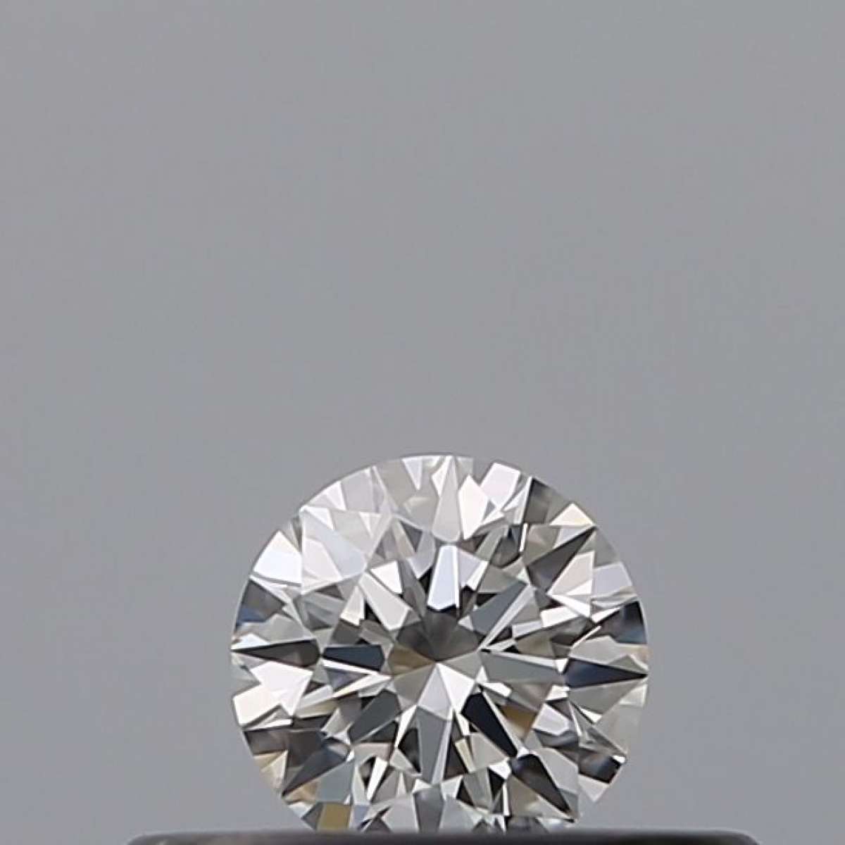 Certified Diamond GIA Carats 0.18 Color D Clarity VVS1 EX EX EX Fluorescence NON Brown No Green No Milky No EyeClean 100% Certified Diamond GIA Carats 0.18 Color D Clarity VVS1 EX EX EX Fluorescence NON Brown No Green No Milky No EyeClean 100%