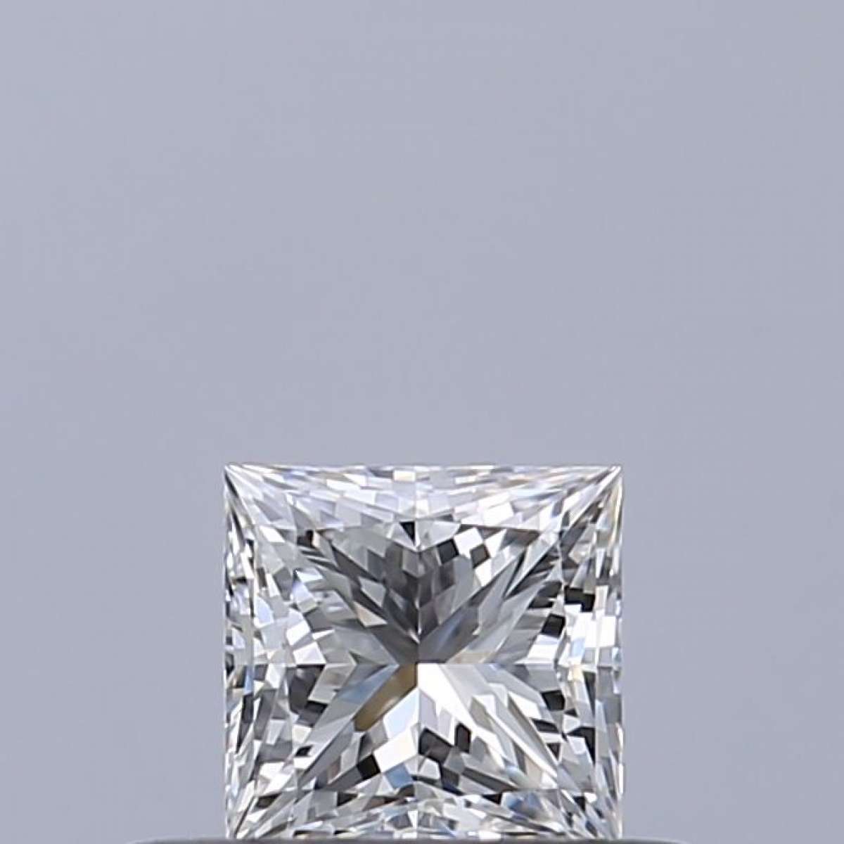 Certified Diamond GIA Carats 0.3 Color D Clarity VVS1 - EX VG Fluorescence NON Brown No Green No Milky No EyeClean 100% Certified Diamond GIA Carats 0.3 Color D Clarity VVS1 - EX VG Fluorescence NON Brown No Green No Milky No EyeClean 100%