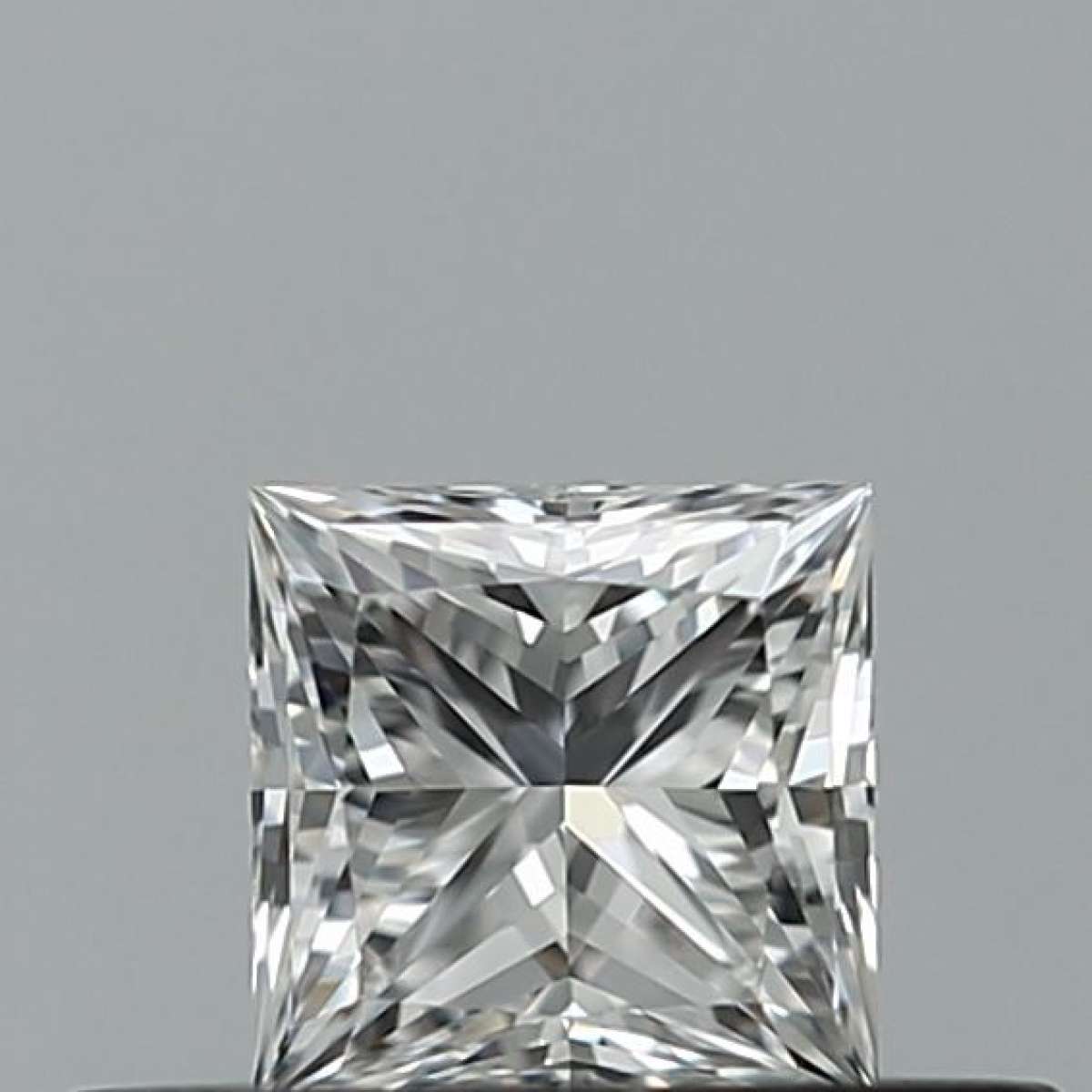 Certified Diamond GIA Carats 0.3 Color E Clarity IF  -  EX  VG Fluorescence FNT Brown No Green No Milky No EyeClean 100%