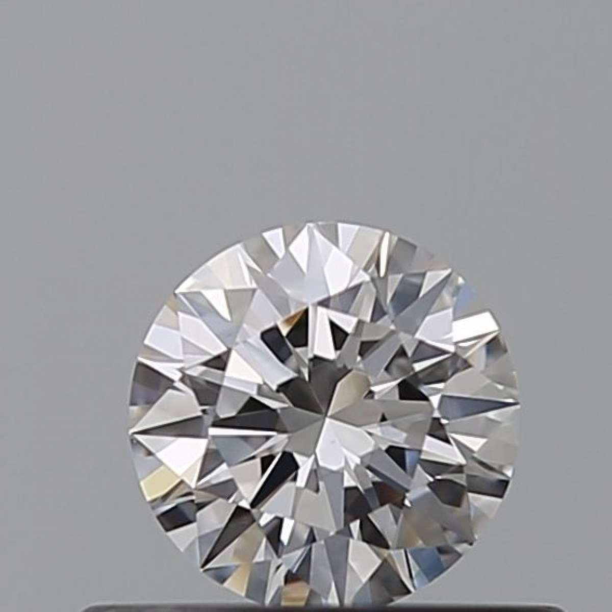 Certified Diamond GIA Carats 0.31 Color E Clarity VS1 EX EX EX Fluorescence NON Brown No Green No Milky No EyeClean 100% Certified Diamond GIA Carats 0.31 Color E Clarity VS1 EX EX EX Fluorescence NON Brown No Green No Milky No EyeClean 100%