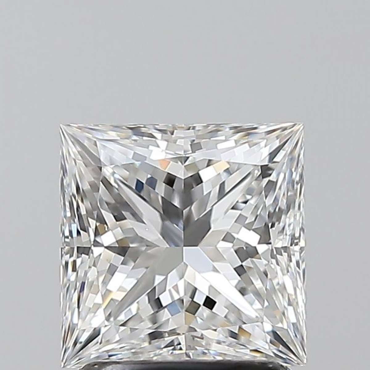 Certified Diamond GIA Carats 1.7 Color E Clarity VS2 - EX VG Fluorescence NON Brown No Green No Milky No EyeClean 100% Certified Diamond GIA Carats 1.7 Color E Clarity VS2 - EX VG Fluorescence NON Brown No Green No Milky No EyeClean 100%