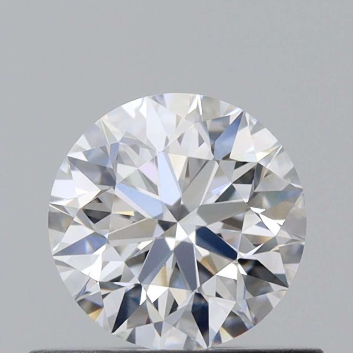 Certified Diamond GIA Carats 0.52 Color E Clarity VS1 EX EX EX Fluorescence NON Brown No Green No Milky No EyeClean 100% Certified Diamond GIA Carats 0.52 Color E Clarity VS1 EX EX EX Fluorescence NON Brown No Green No Milky No EyeClean 100%