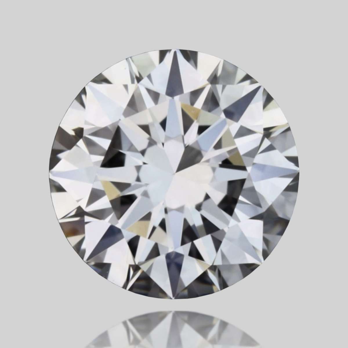 Diamante Certificato GIA Carati 0.3 Colore E Purezza VVS1 EX EX EX Fluorescenza MED Brown No Green No Milky No EyeClean 100% Diamante Certificato GIA Carati 0.3 Colore E Purezza VVS1 EX EX EX Fluorescenza MED Brown No Green No Milky No EyeClean 100%