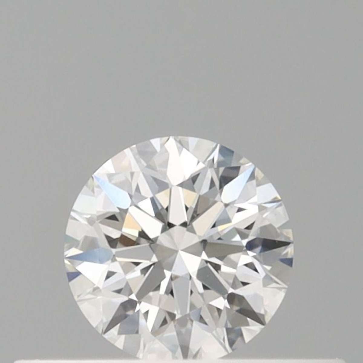 Certified Diamond GIA Carats 0.26 Color E Clarity VVS2 EX EX EX Fluorescence NON Brown No Green No Milky No EyeClean 100% Certified Diamond GIA Carats 0.26 Color E Clarity VVS2 EX EX EX Fluorescence NON Brown No Green No Milky No EyeClean 100%