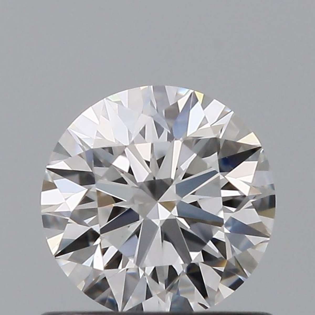 Diamante Certificato GIA Carati 0.66 Colore D Purezza IF EX EX EX Fluorescenza NON Brown No Green No Milky No EyeClean 100% Diamante Certificato GIA Carati 0.66 Colore D Purezza IF EX EX EX Fluorescenza NON Brown No Green No Milky No EyeClean 100%