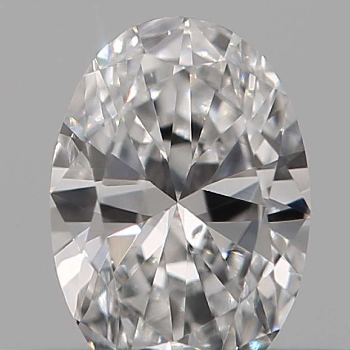 Certified Diamond IGI Carats 0.19 Color E Clarity VS2 - VG VG Fluorescence NON Brown No Green No Milky No EyeClean 100% Certified Diamond IGI Carats 0.19 Color E Clarity VS2 - VG VG Fluorescence NON Brown No Green No Milky No EyeClean 100%