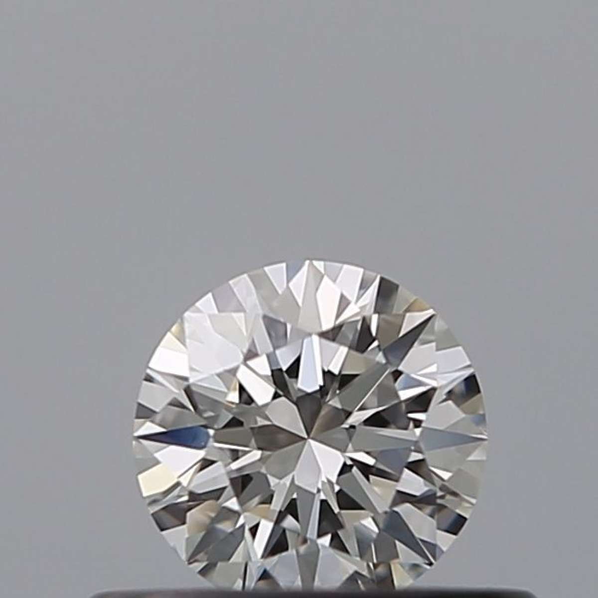 Diamante Certificato GIA Carati 0.31 Colore F Purezza VS1  EX  EX  EX Fluorescenza NON Brown No Milky No EyeClean 100%