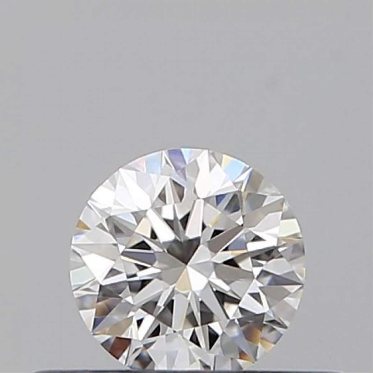 Diamante Certificato GIA Carati 0.31 Colore F Purezza VVS1  EX  EX  VG Fluorescenza FNT Brown No Green No Milky No EyeClean 100%