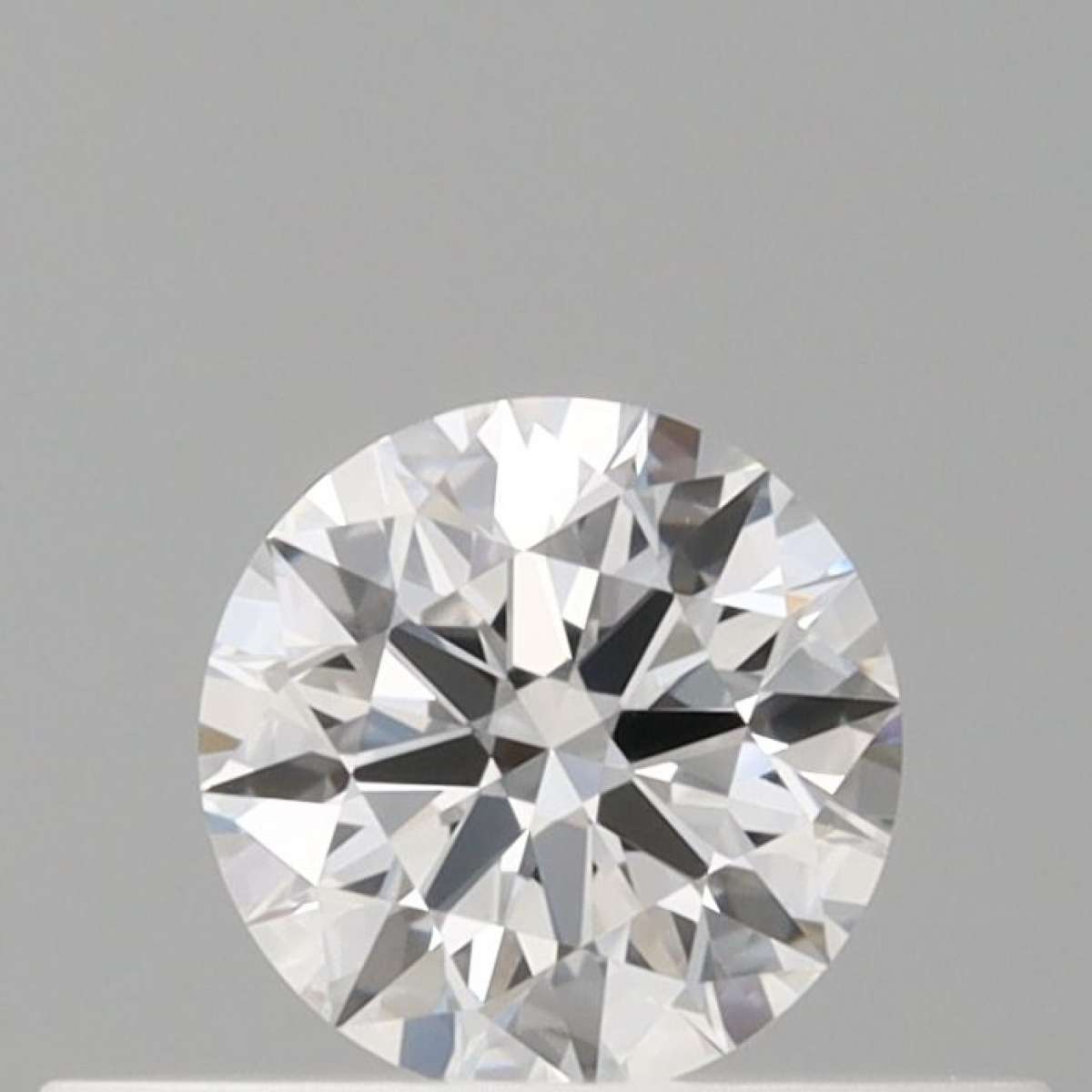 Diamante Certificato GIA Carati 0.26 Colore D Purezza VVS2 EX EX EX Fluorescenza NON Brown No Green No Milky No EyeClean 100% Diamante Certificato GIA Carati 0.26 Colore D Purezza VVS2 EX EX EX Fluorescenza NON Brown No Green No Milky No EyeClean 100%