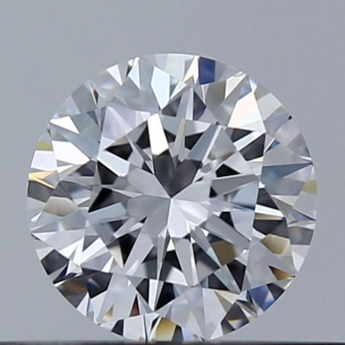 Diamante Certificato GIA Carati 0.36 Colore D Purezza VVS1 EX EX EX Fluorescenza FNT Brown No Green No Milky No EyeClean 100% Diamante Certificato GIA Carati 0.36 Colore D Purezza VVS1 EX EX EX Fluorescenza FNT Brown No Green No Milky No EyeClean 100%