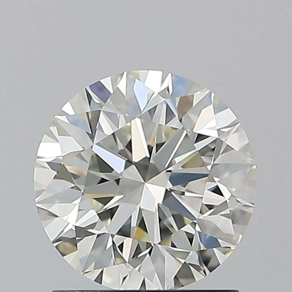 Diamante Certificato IGI Carati 1.3 Colore H Purezza VVS2  EX  EX  EX Fluorescenza NON Brown No Green No Milky No EyeClean 100%