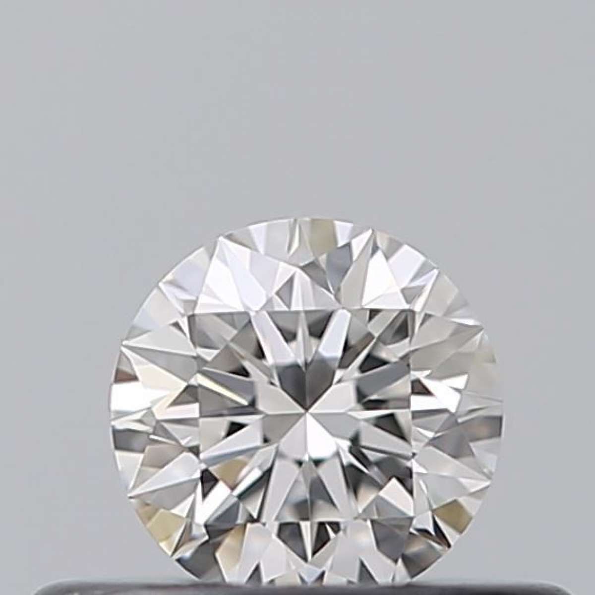Certified Diamond GIA Carats 0.26 Color E Clarity VVS2 EX EX EX Fluorescence NON Brown No Green No Milky No EyeClean 100% Certified Diamond GIA Carats 0.26 Color E Clarity VVS2 EX EX EX Fluorescence NON Brown No Green No Milky No EyeClean 100%